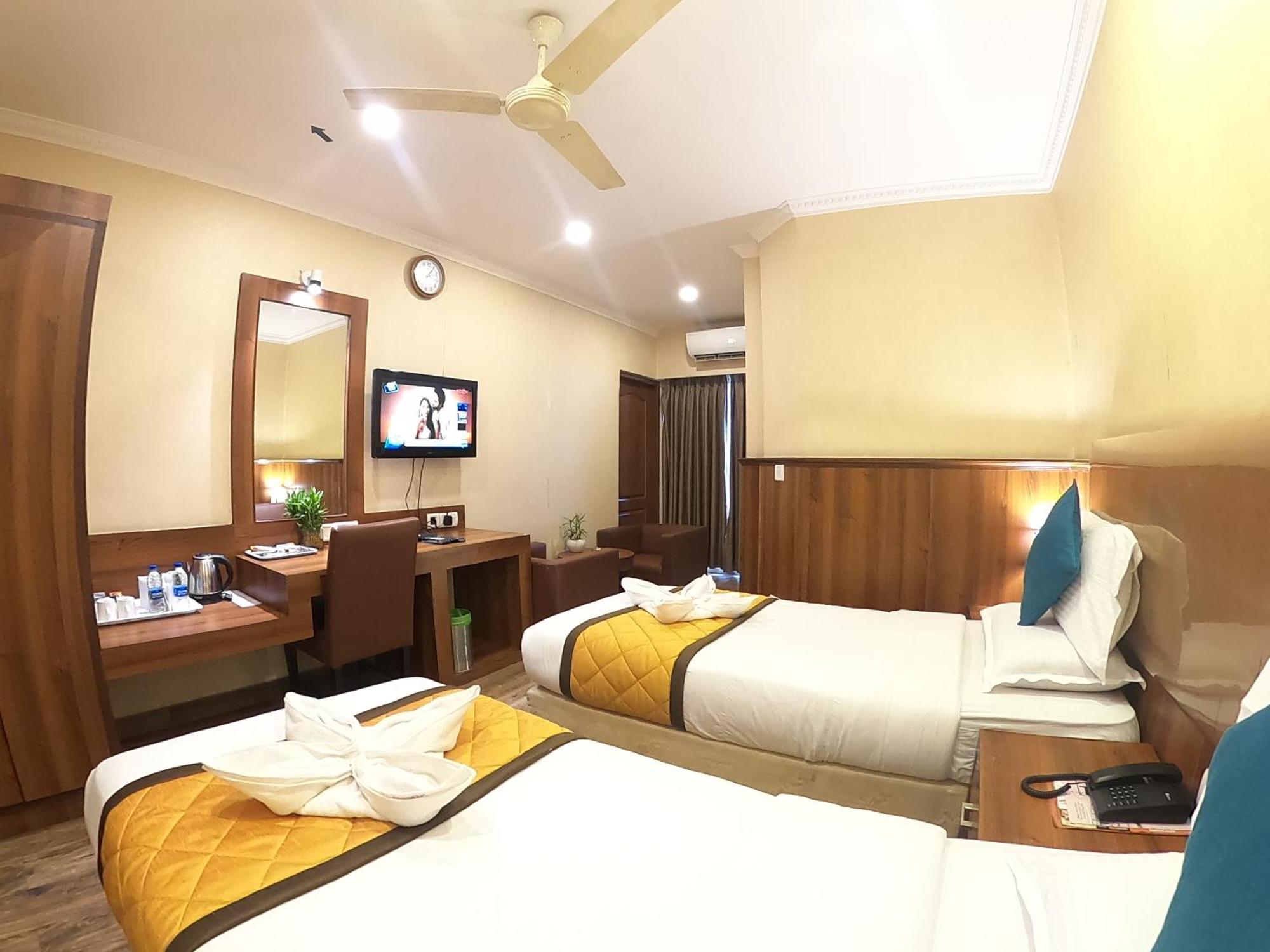 Hotel Noor Empire International Kormangala Bangalore Eksteriør bilde