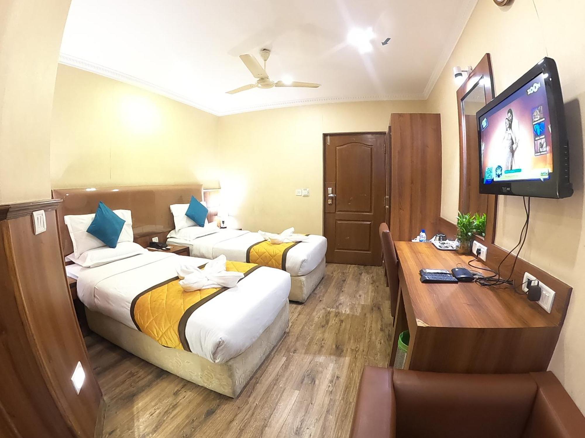 Hotel Noor Empire International Kormangala Bangalore Eksteriør bilde