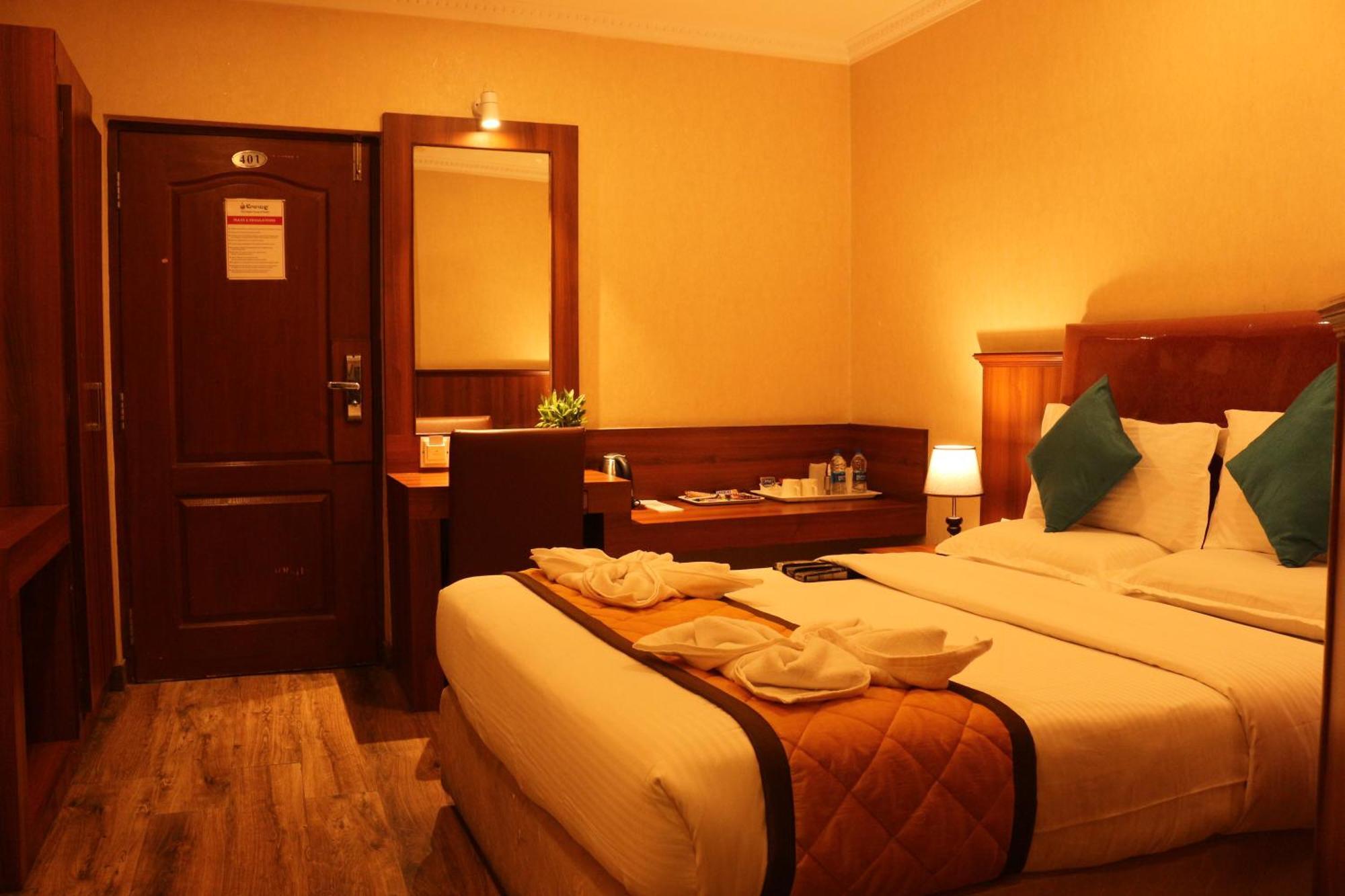 Hotel Noor Empire International Kormangala Bangalore Eksteriør bilde