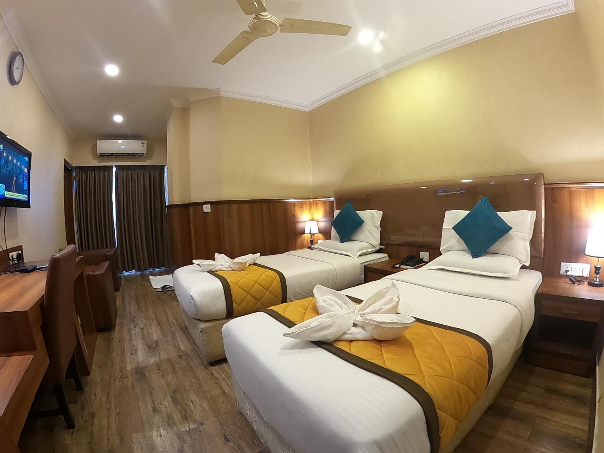 Hotel Noor Empire International Kormangala Bangalore Eksteriør bilde