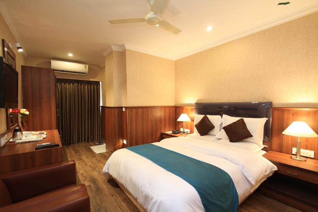 Hotel Noor Empire International Kormangala Bangalore Eksteriør bilde