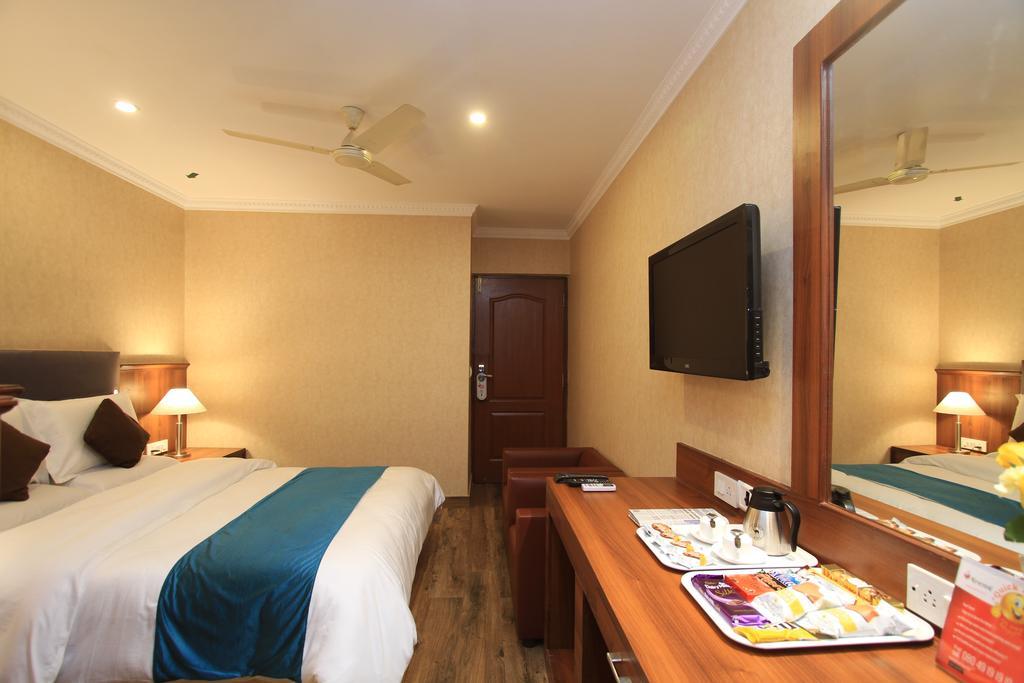 Hotel Noor Empire International Kormangala Bangalore Eksteriør bilde