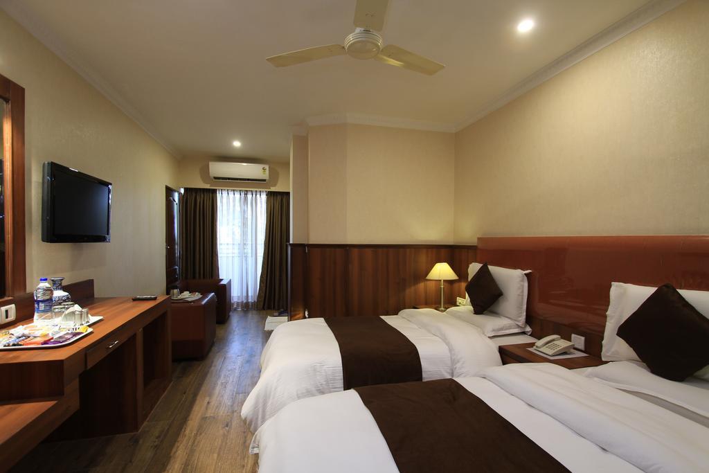 Hotel Noor Empire International Kormangala Bangalore Eksteriør bilde