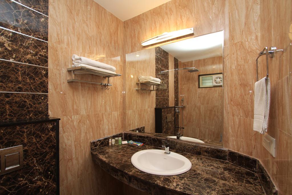 Hotel Noor Empire International Kormangala Bangalore Eksteriør bilde