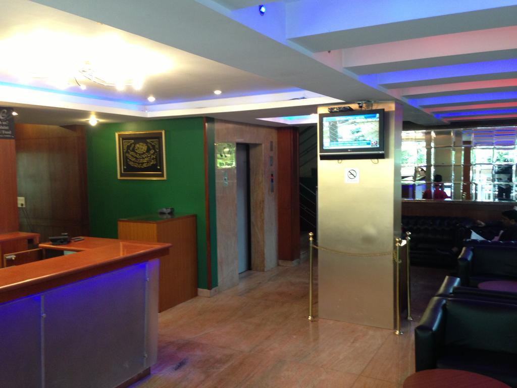 Hotel Noor Empire International Kormangala Bangalore Eksteriør bilde